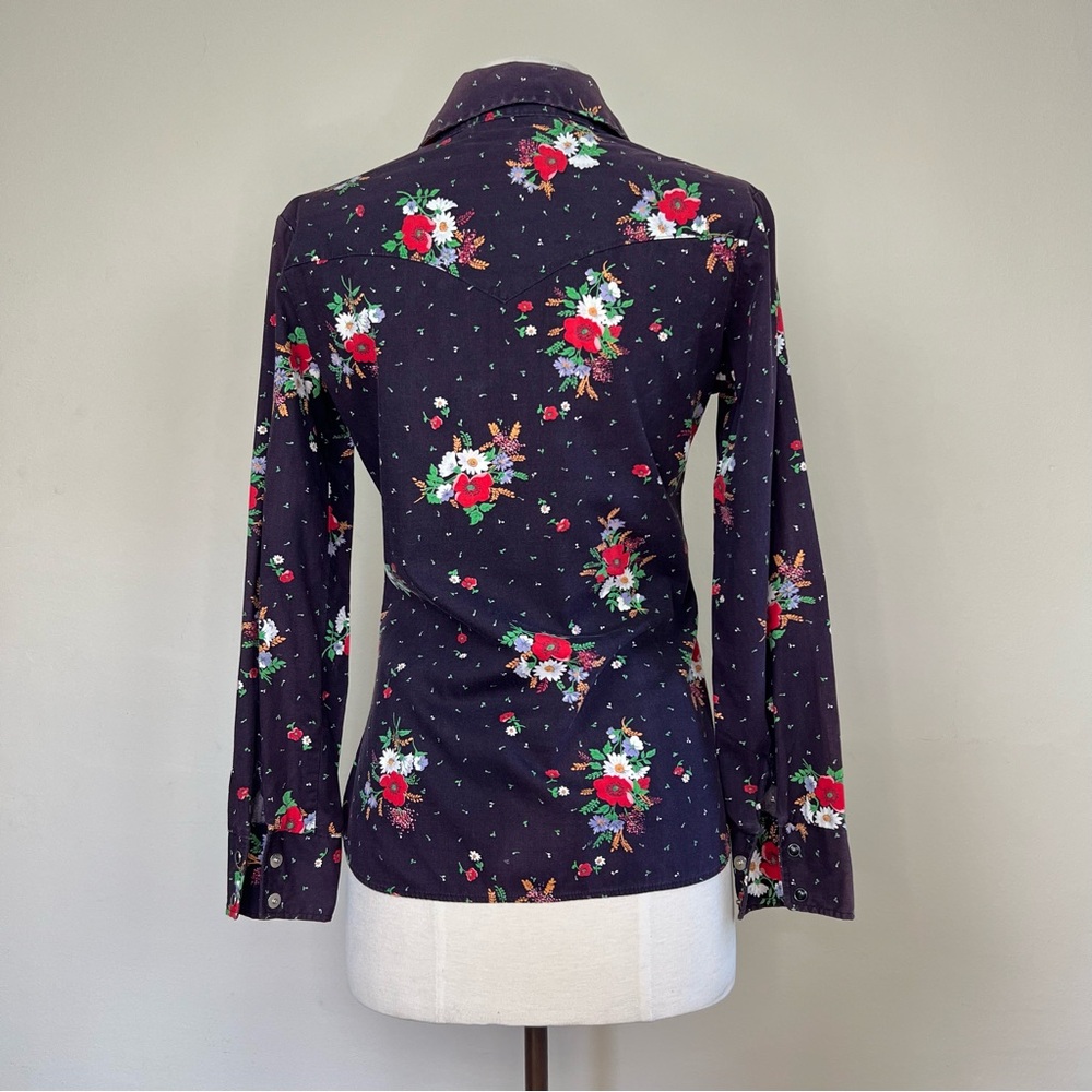 vintage 1950s western shirt black pearl snaps floral print dagger collar hippie - Picture 8 of 14